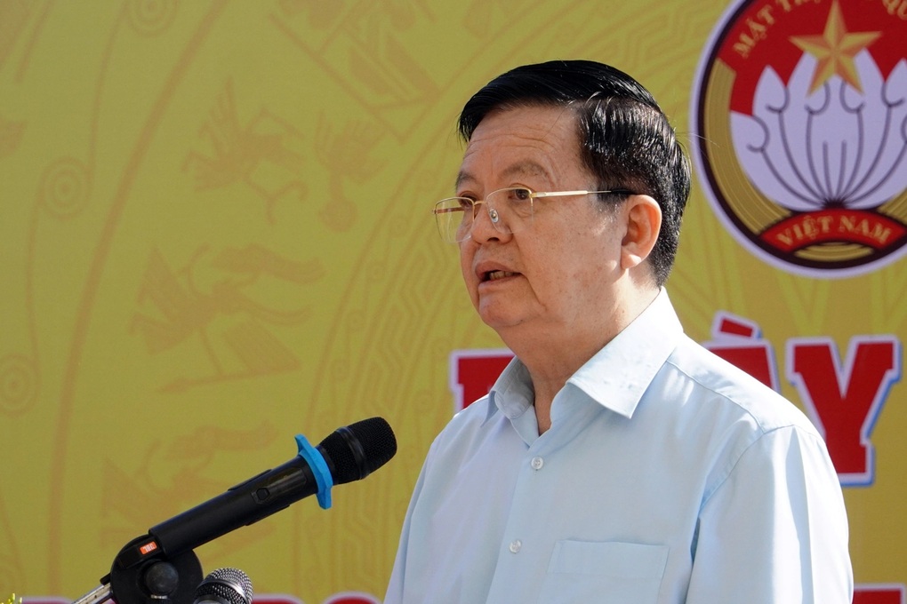 Phó Thủ tướng Mai Văn Chính: Cán bộ, đảng viên phải gần dân, gần cơ sở - 1 Phó Thủ tướng Mai Văn Chính: Cán bộ, đảng viên phải gần dân, gần cơ sở - 1