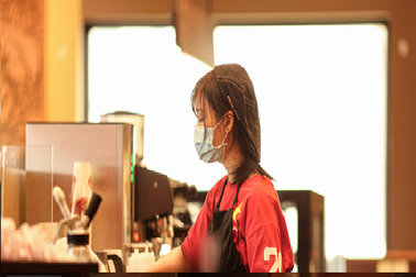 Sinh viên thất nghiệp cố trụ lại Hà Nội “bóp mồm bóp miệng” chờ qua dịch