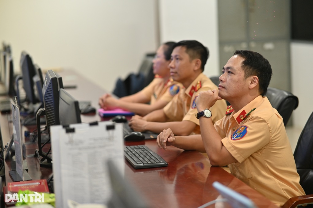 Camera AI phát hiện hơn 3.000 trường hợp vi phạm giao thông ở TPHCM - 2 Camera AI phát hiện hơn 3.000 trường hợp vi phạm giao thông ở TPHCM - 2