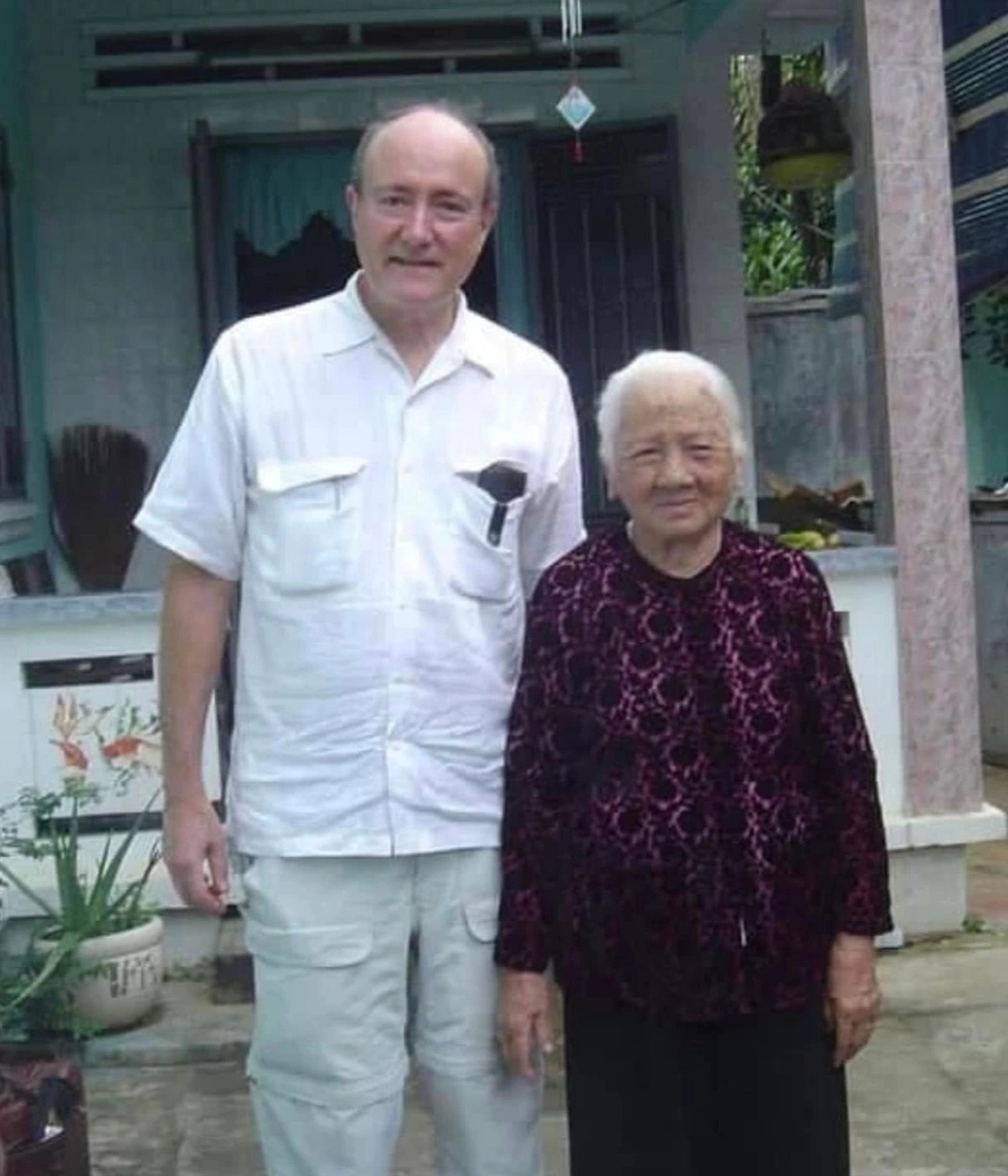 Nhiệm vụ bất khả thi của nữ tình báo bí số B3 cùng điệp viên Phạm Xuân Ẩn - 11 Nhiệm vụ bất khả thi của nữ tình báo bí số B3 cùng điệp viên Phạm Xuân Ẩn - 11