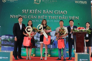 Biệt thự sân golf West Lakes Golf & Villas chính thức được bàn giao