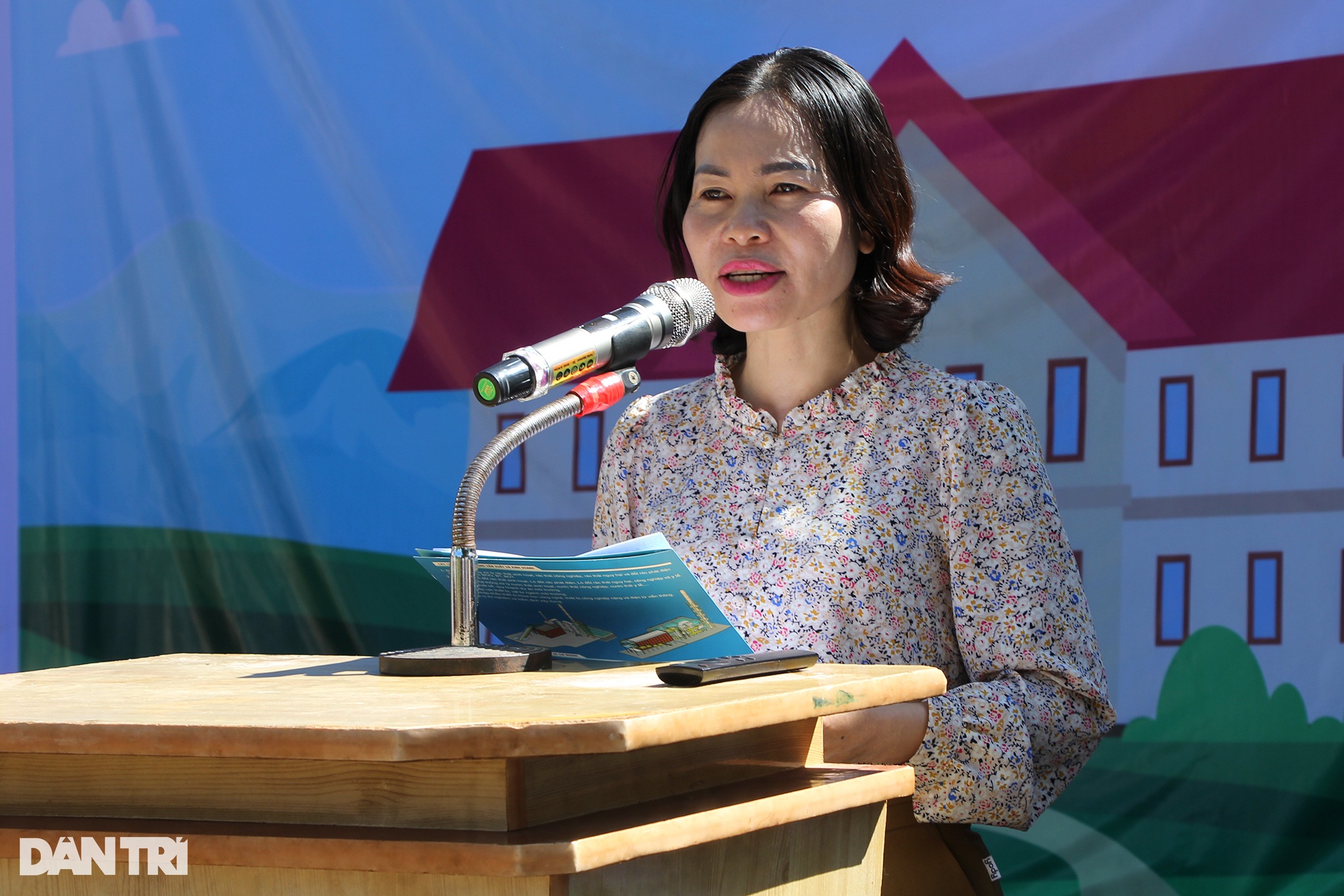 Khởi công công trình phòng học Dân trí ở vùng khó khăn tỉnh Kon Tum - 11 Khởi công công trình phòng học Dân trí ở vùng khó khăn tỉnh Kon Tum - 11