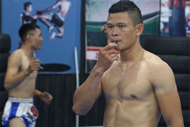 Các võ sư Việt Nam đồng loạt thách đấu cao thủ Pierre Flores