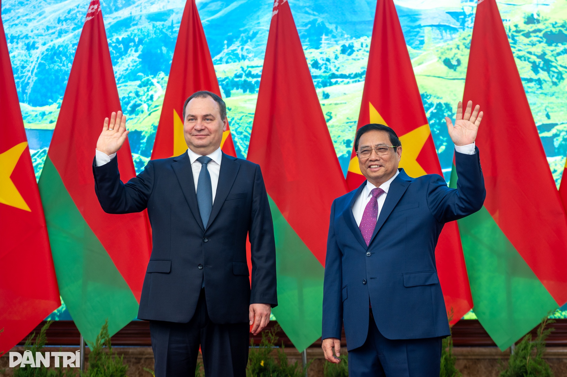 Thủ tướng Phạm Minh Chính chủ trì lễ đón Thủ tướng Belarus thăm Việt Nam - 6 Thủ tướng Phạm Minh Chính chủ trì lễ đón Thủ tướng Belarus thăm Việt Nam - 6