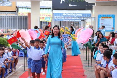 Thông tin mới nhất về phương án sáp nhập trường công lập ở TPHCM