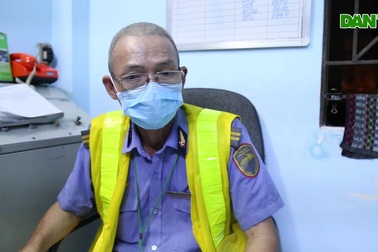 Gian nan nghề gác tàu giữa trung tâm Sài Gòn