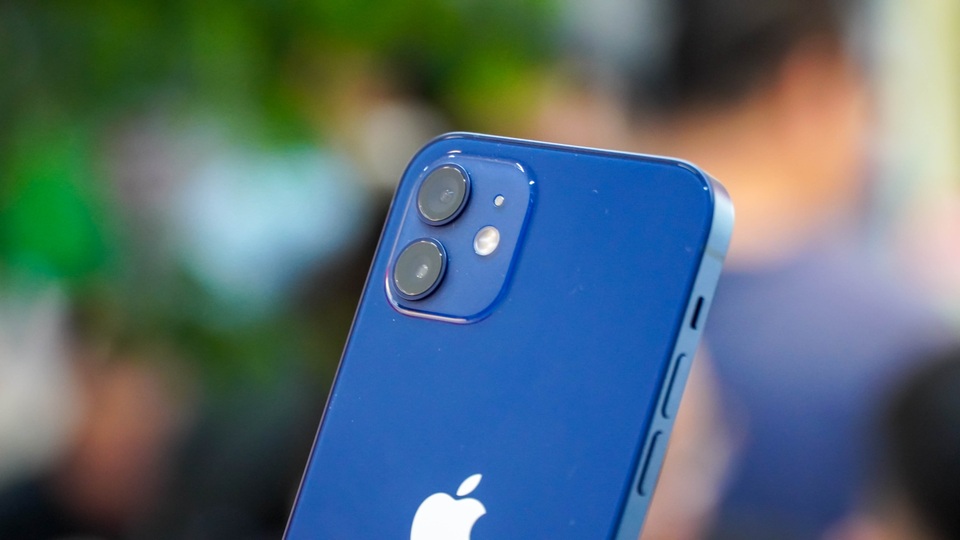 Trên tay iPhone 12 tại Việt Nam, giá từ 25 triệu đồng - 6