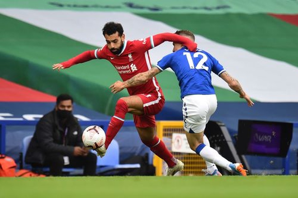 Everton 2-2 Liverpool: Màn rượt đuổi quyết liệt - 8 Everton 2-2 Liverpool: Màn rượt đuổi quyết liệt - 8