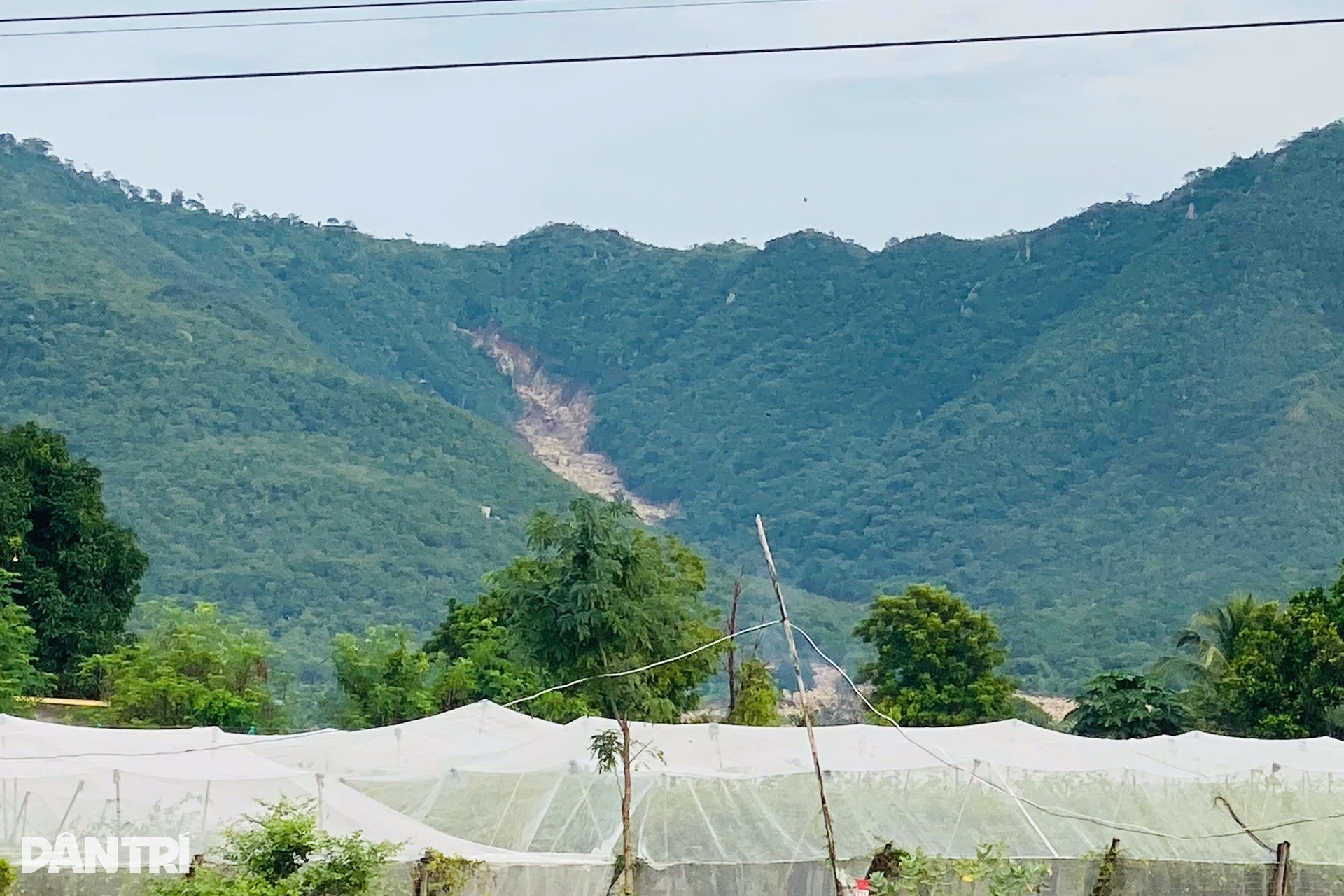 Khu dân cư Cây Cà tan hoang sau vụ vỡ hồ chứa nước ở Lâm Đồng - 3 Khu dân cư Cây Cà tan hoang sau vụ vỡ hồ chứa nước ở Lâm Đồng - 3