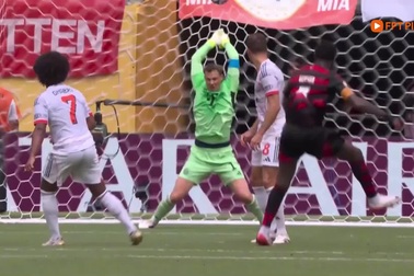 Kane tỏa sáng, Bayern Munich thắng Flamengo 4-2