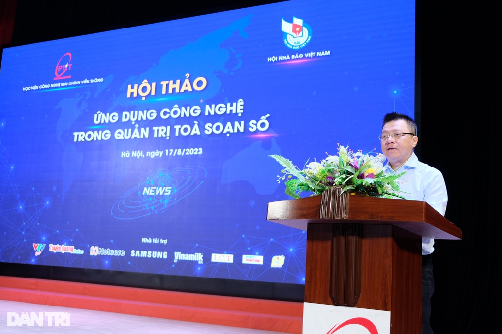 Chủ tịch Hội Nhà báo Việt Nam: Chuyển đổi số báo chí là xu thế tất yếu - 1 Chủ tịch Hội Nhà báo Việt Nam: Chuyển đổi số báo chí là xu thế tất yếu - 1