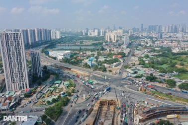 Bất động sản "nóng" lên cục bộ, các ông lớn có động thái gì?