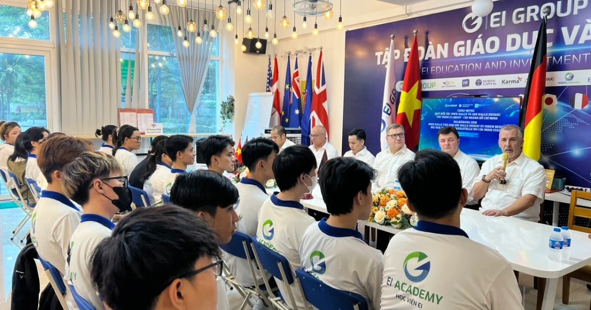 View - Nữ sinh lo "không xinh đẹp, còn thấp bé" khi sang Đức kiếm lương chục triệu | Báo Dân trí