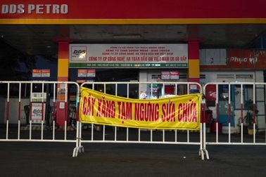 Chủ cây xăng tại TPHCM: "Tiếp tục đổ nữa sẽ thua lỗ"