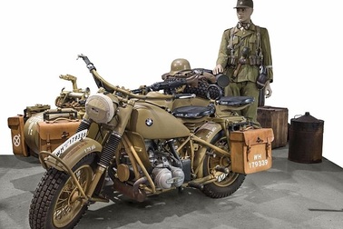 Viện bảo tàng rao bán… xe tăng vì quá vắng khách