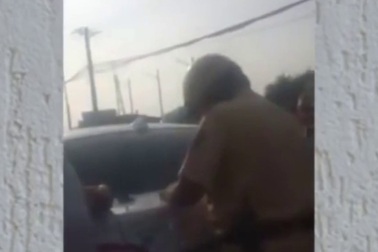 Xôn xao clip Cảnh sát giao thông đánh người vi phạm ở cửa ngõ Sài Gòn