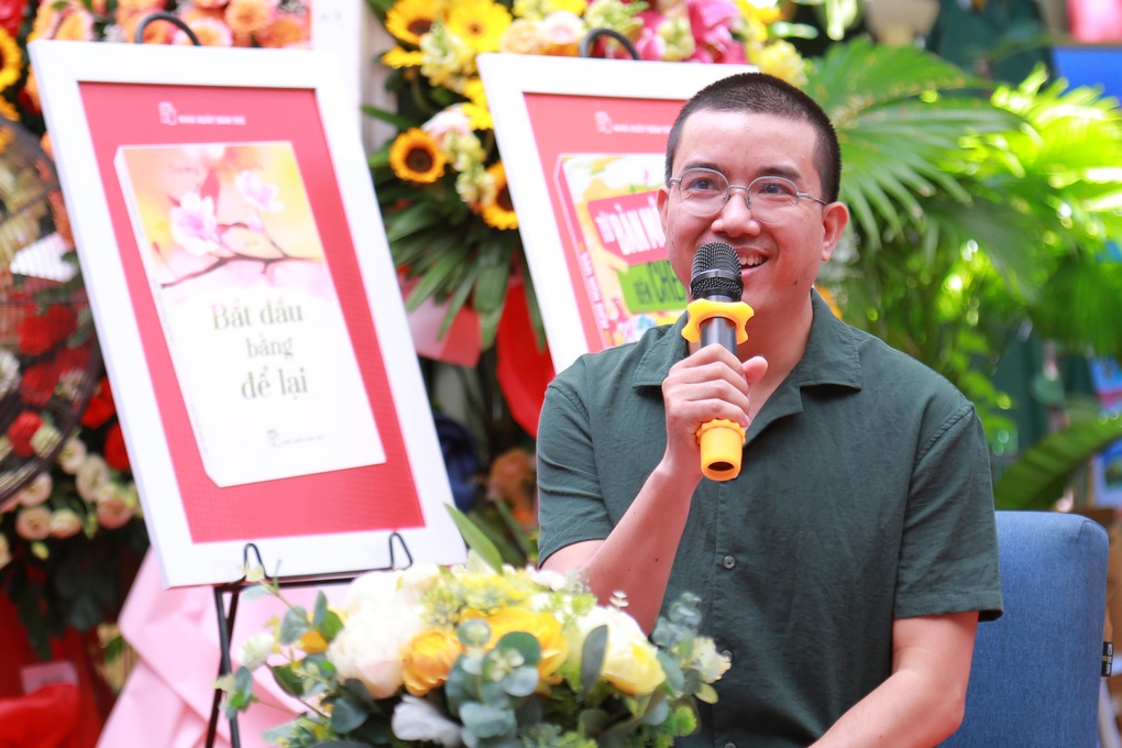 Nghề báo giúp tôi được sống với văn chương và nuôi dưỡng đam mê - 4 Nghề báo giúp tôi được sống với văn chương và nuôi dưỡng đam mê - 4