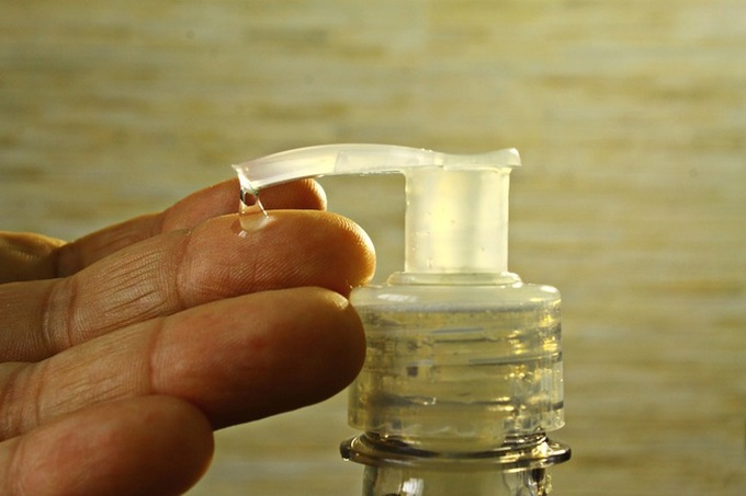 Dùng khăn lau ướt sát trùng có thể tiêu diệt virus corona mới Covid-19 (nCoV)? - Ảnh 3. Dùng khăn lau ướt sát trùng có thể tiêu diệt virus corona mới Covid-19 (nCoV)? - Ảnh 3.