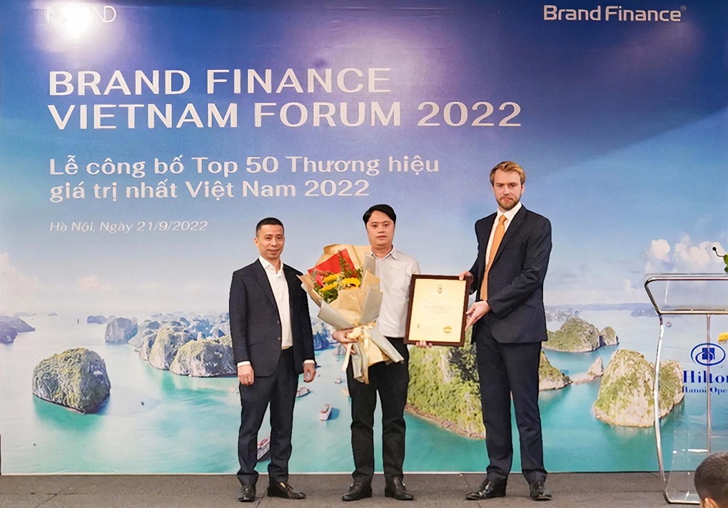 VNPT đứng thứ 2 Top 50 Thương hiệu giá trị nhất Việt Nam 4 năm liên tiếp - 1 VNPT đứng thứ 2 Top 50 Thương hiệu giá trị nhất Việt Nam 4 năm liên tiếp - 1