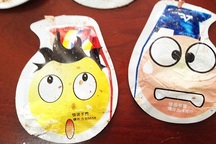 Đồ chơi “lạ” phát nổ: Thu giữ thêm gần 60 gói đồ chơi chứa hóa chất