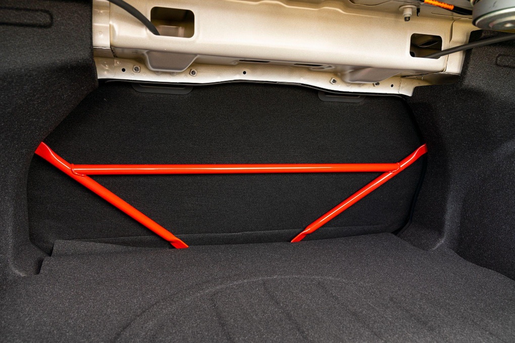 Hyundai Elantra bản xe đua đường phố bất ngờ xuất hiện tại Việt Nam - 5 Hyundai Elantra bản xe đua đường phố bất ngờ xuất hiện tại Việt Nam - 5