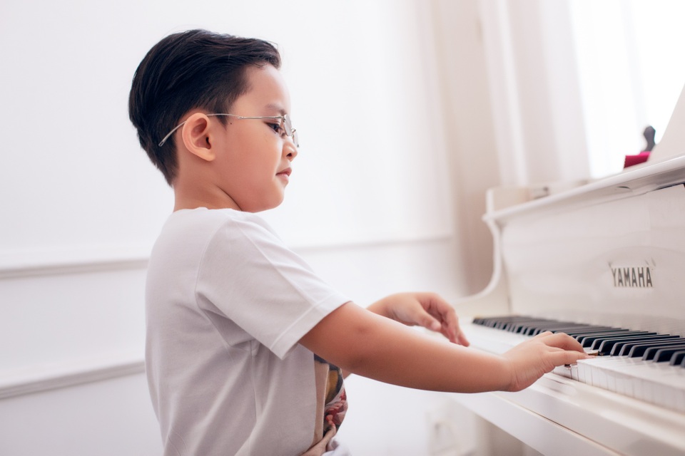 Khoảnh khắc ấm lòng của gia đình Khánh Thi giữa dịch Covid-19 - 5