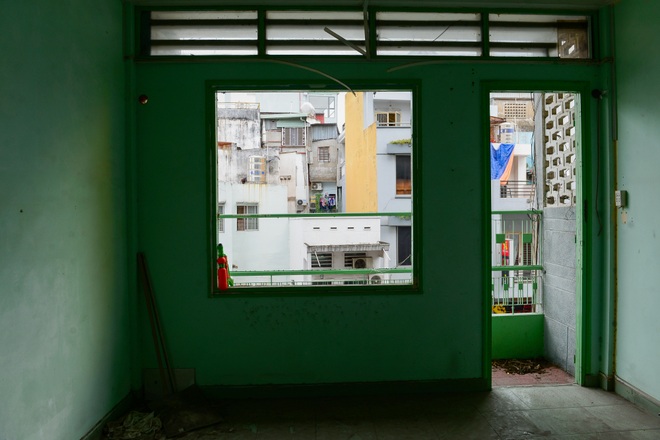 Lạ kỳ chung cư giữa trung tâm Sài Gòn chỉ có 5 gia đình sinh sống - 4