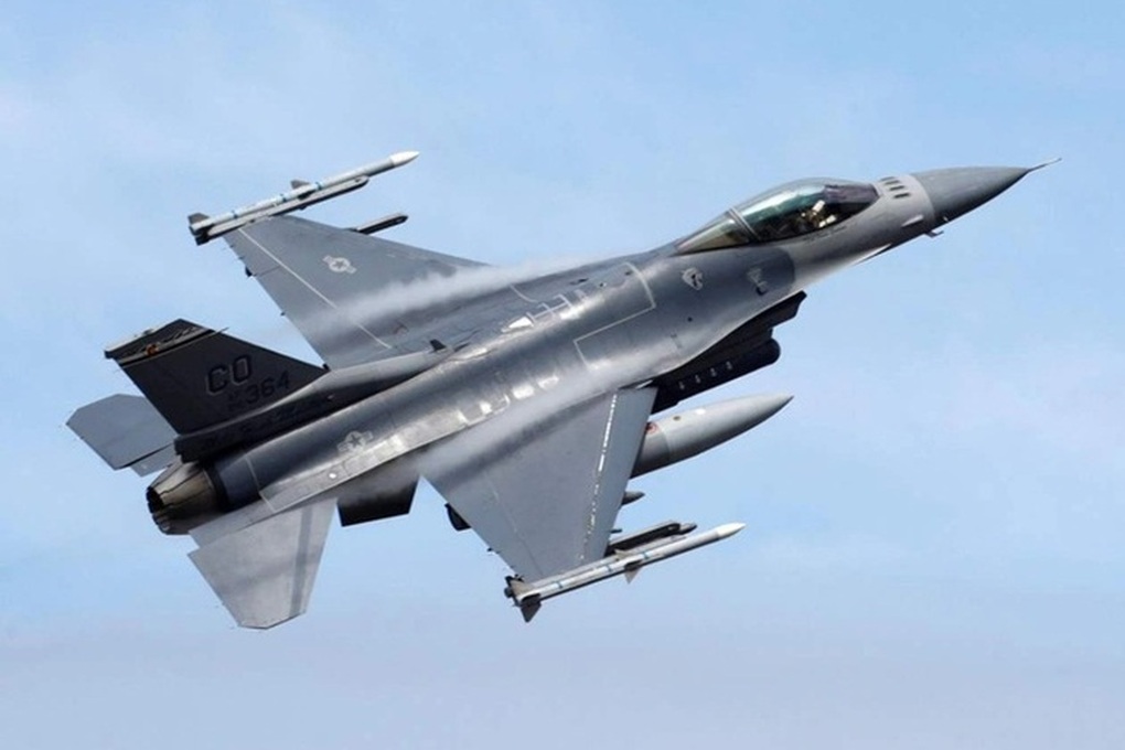 Ukraine nói phương Tây có thể viện trợ tiêm kích sát thủ F-16 - 1 Ukraine nói phương Tây có thể viện trợ tiêm kích sát thủ F-16 - 1