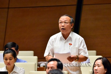 Lợi dụng cơ chế, công ty "sân sau" ôm đất vàng trong đô thị?