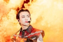 Cổ phiếu "Anh trai" vẫn tăng trần; thị trường diễn biến nghẹt thở