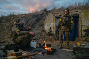 Nga nói 110 quân nhân Ukraine buông vũ khí trong một ngày