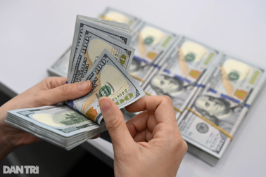 Tỷ giá tăng nóng, Ngân hàng Nhà nước sẵn sàng bán ngoại tệ can thiệp