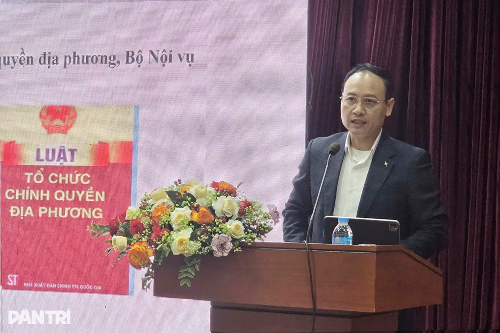 Cán bộ địa phương phản ánh thực tế công việc mới với lãnh đạo Bộ Nội vụ - 4