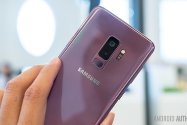 Samsung Galaxy S9 vượt qua iPhone X trở thành điện thoại đáng mua