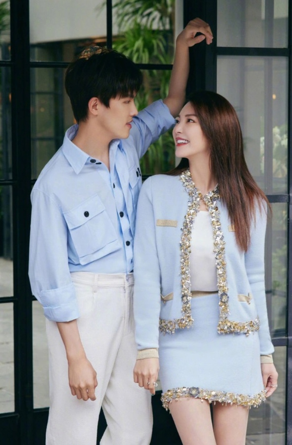 Tình trường ồn ào của mỹ nhân ngư Trương Vũ Kỳ - 4 Tình trường ồn ào của mỹ nhân ngư Trương Vũ Kỳ - 4