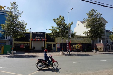 Bị truy sát trong quán bar, 1 người chết