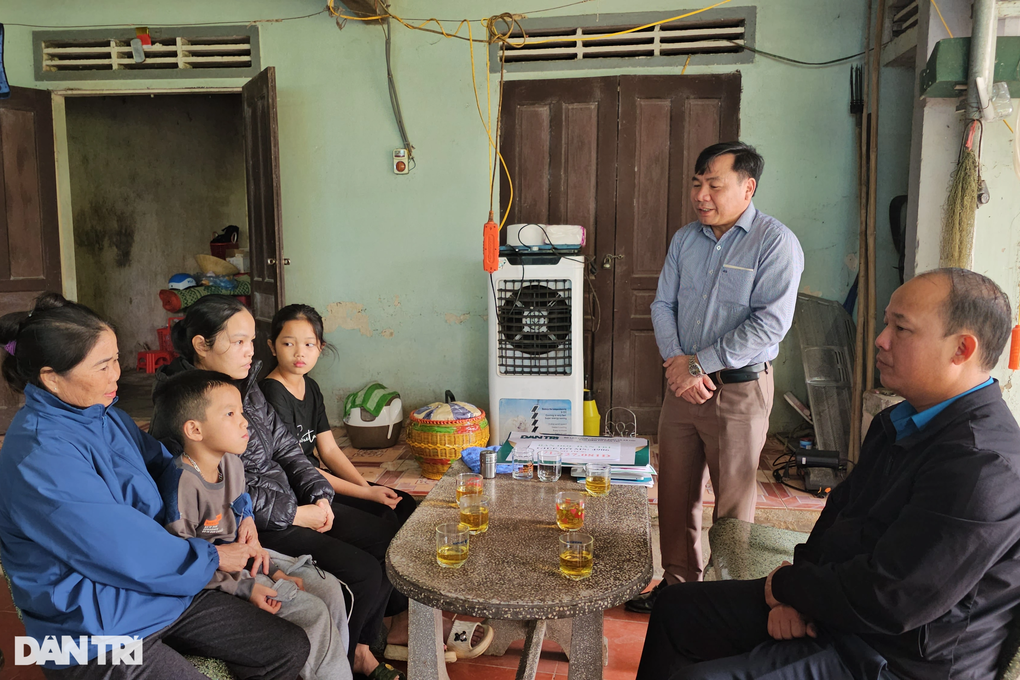 Bé trai hơn 2 tuổi bị ung thư đã ra đi mãi mãi - 2 Bé trai hơn 2 tuổi bị ung thư đã ra đi mãi mãi - 2