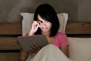 Xu hướng nuôi dưỡng mắt sáng khỏe với thuốc nhỏ mắt chứa Vitamin