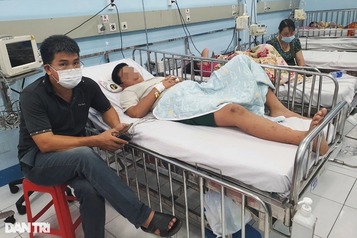 Số ca mắc tăng 131%, TPHCM cảnh báo sốt xuất huyết vào mùa - 1