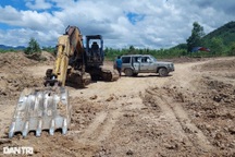 "Đất tặc" thu lãi khủng nhưng chỉ bị xử phạt 10 triệu đồng?