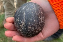 Những quả cầu bí ẩn trong lăng mộ thời kỳ đồ đá mới ở Scotland