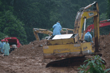 Thời tiết xấu, tìm kiếm nạn nhân trên đèo Bảo Lộc gặp khó khăn