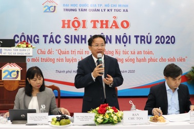Cảnh báo sinh viên tránh rơi vào “vòng xoáy tín dụng đen”