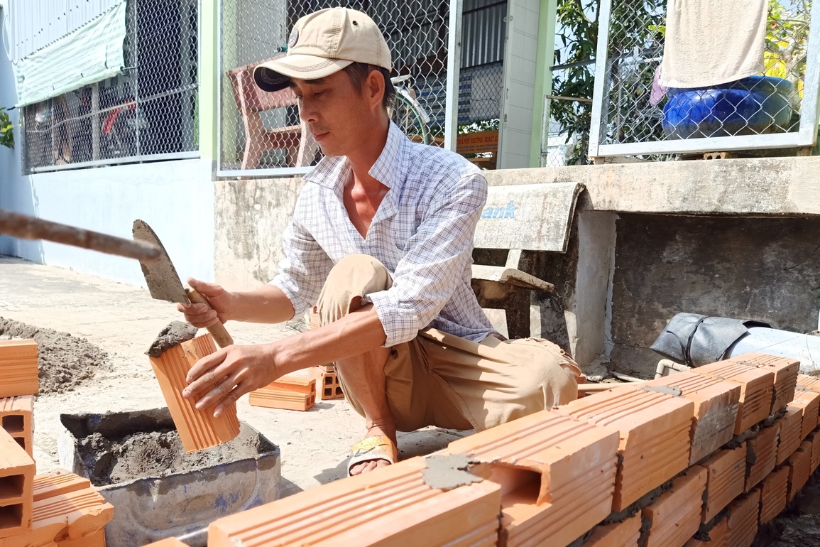 Dân làm nhà đón Tết Nguyên đán, nghề thợ xây có ăn dịp cuối năm - 2 Dân làm nhà đón Tết Nguyên đán, nghề thợ xây có ăn dịp cuối năm - 2