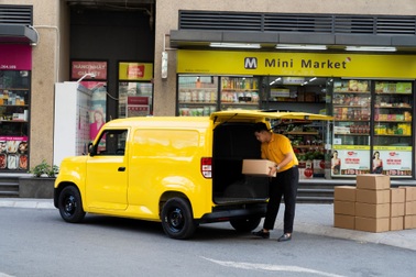 VinFast EC Van: Chi phí thấp, chở khỏe, luồn ngõ linh hoạt
