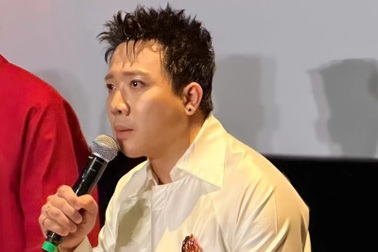 Trấn Thành nói về phim 18+ văng tục: "Phụ huynh nên tự quản lý con mình"