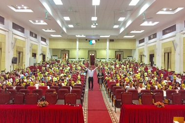 50.000 cuốn sách tặng tân sinh viên