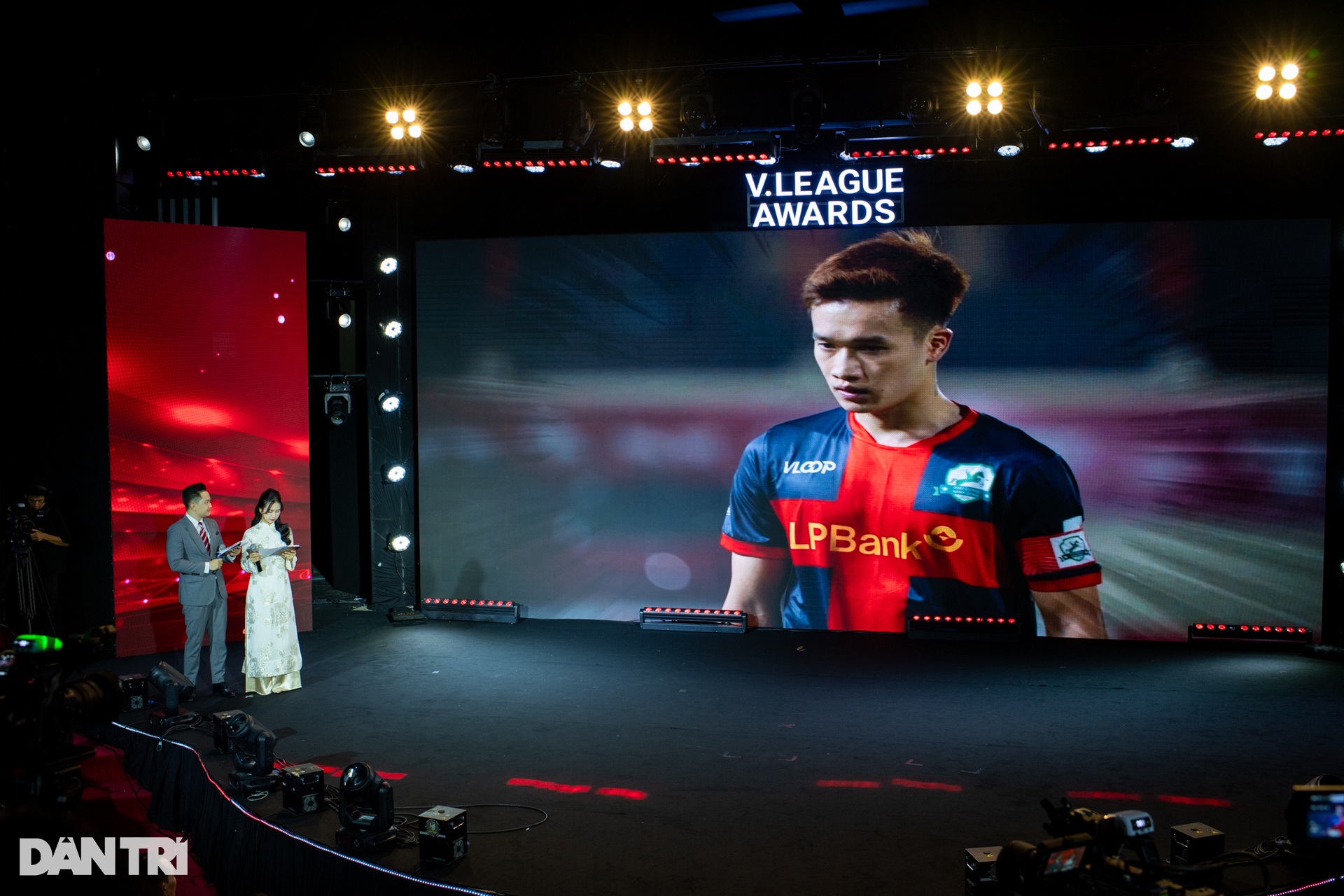 V-League 2024–2025: Mùa giải tôn vinh nỗ lực và đẳng cấp - 1
