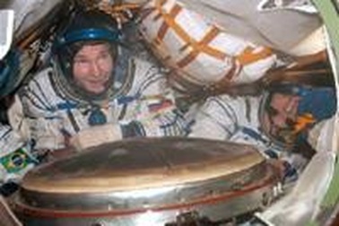 Phi hành gia thèm cà phê và rau trộn!