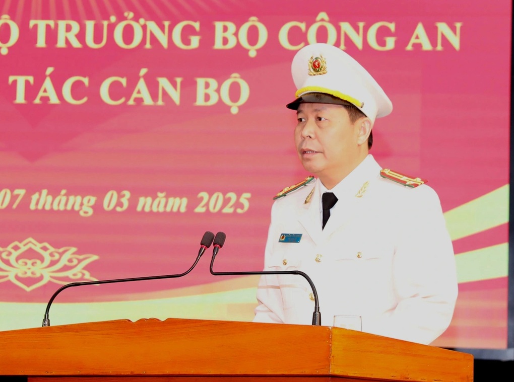 Thượng tá Khoàng Văn Thương làm Phó Giám đốc Công an tỉnh Lai Châu - 2 Thượng tá Khoàng Văn Thương làm Phó Giám đốc Công an tỉnh Lai Châu - 2